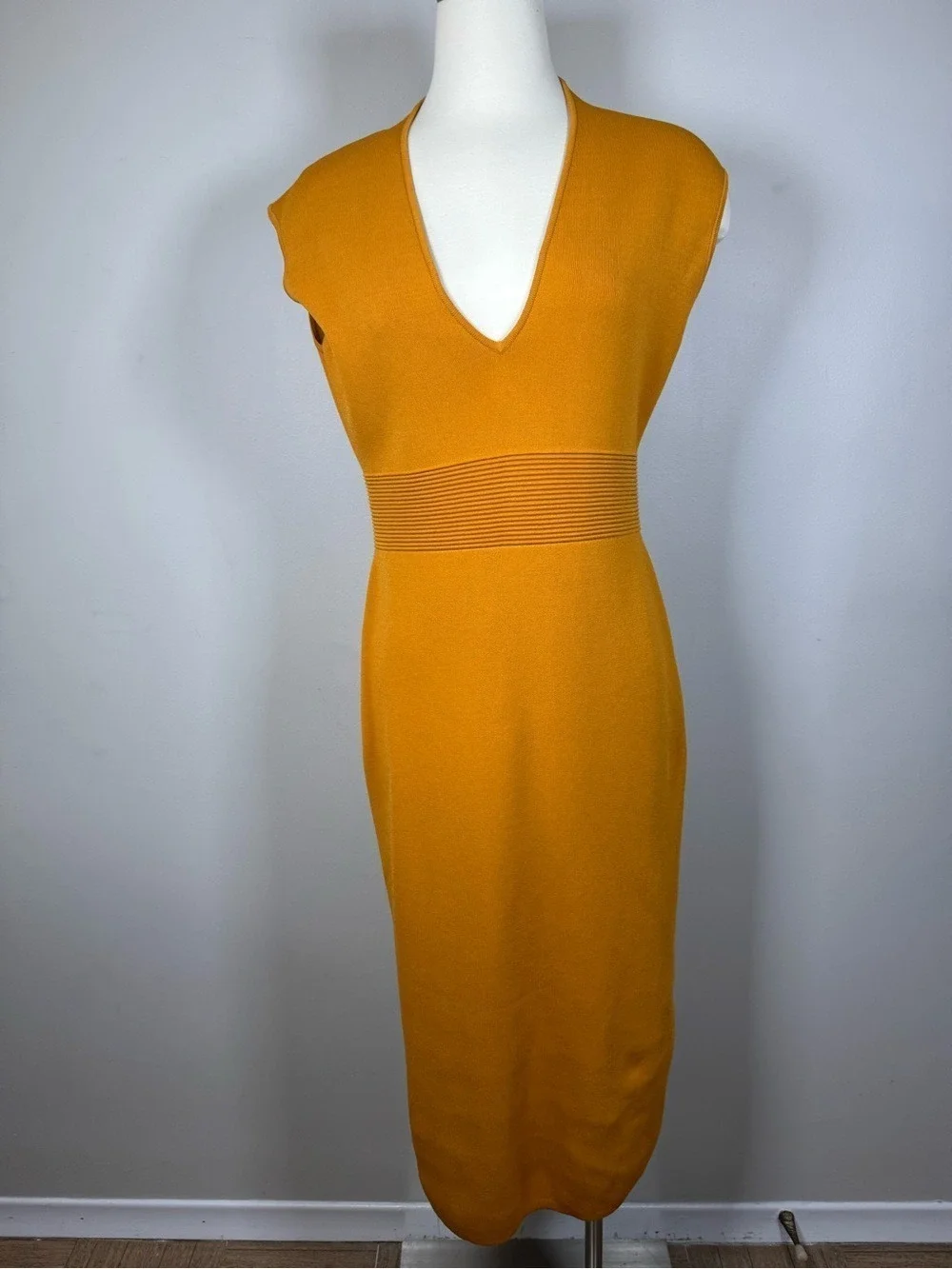 Michael Kors Mustard V-Neck Ribbed Midi Knit Dress Large